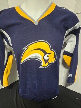 CCM Buffalo Sabres NHL Licensed Youth XL Hockey Jersey – Blue/Gold